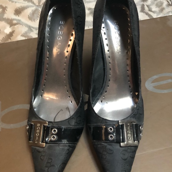 BCBG Shoes - BCBG Women heel, size 8!